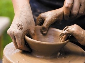Детский мастер-класс по лепке из глины для двоих